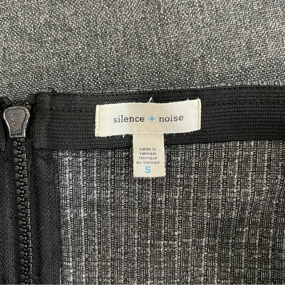 Silence and Noise Pencil Skirt in Gray Size S - Picture 3 of 3